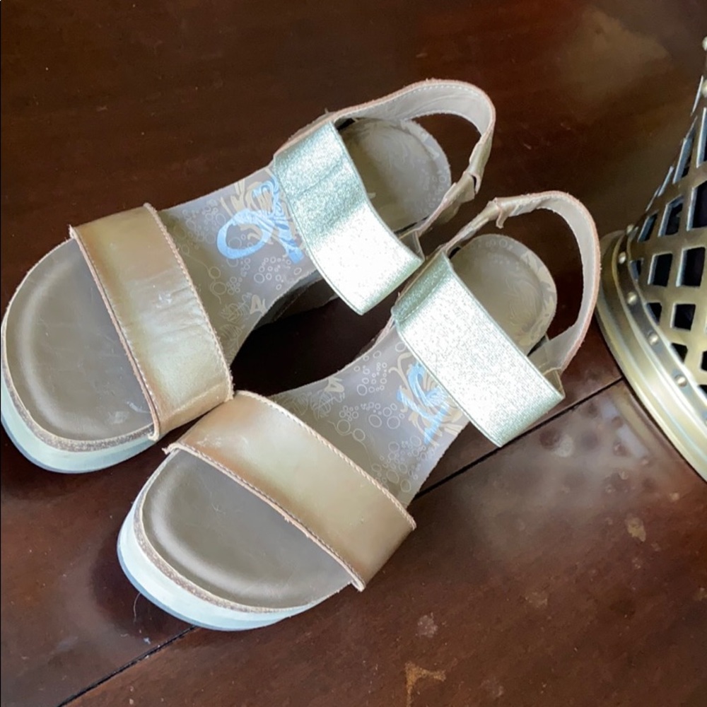 Real OTBT wedges only worn twice!